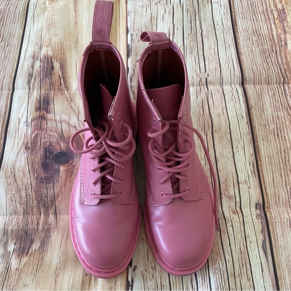 Dr. Martens Pink Combat Boots Womens 10 airware - Picture 2 of 11